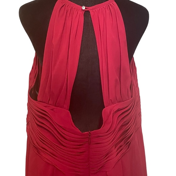 AW.Bridal red pleated bodice dress, open back, size 20 - Picture 6 of 7